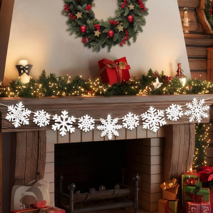 Christmas Decorations Glitter Wooden Snowflake Garland
